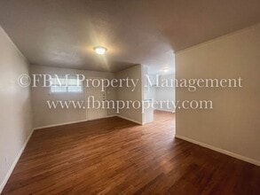 214 Pensacola Ave in Waxahachie, TX - Building Photo - Building Photo