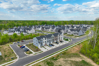 Courthouse Commons Townhomes in Spotsylvania, VA - Building Photo - Building Photo