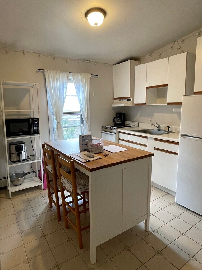 5 Wendell St, Unit 2 in Cambridge, MA - Building Photo - Building Photo