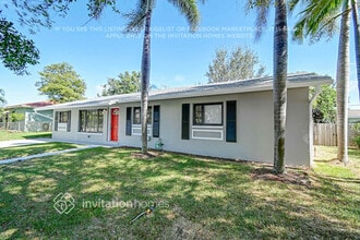 530 S 13th Pl in Lantana, FL - Building Photo - Building Photo