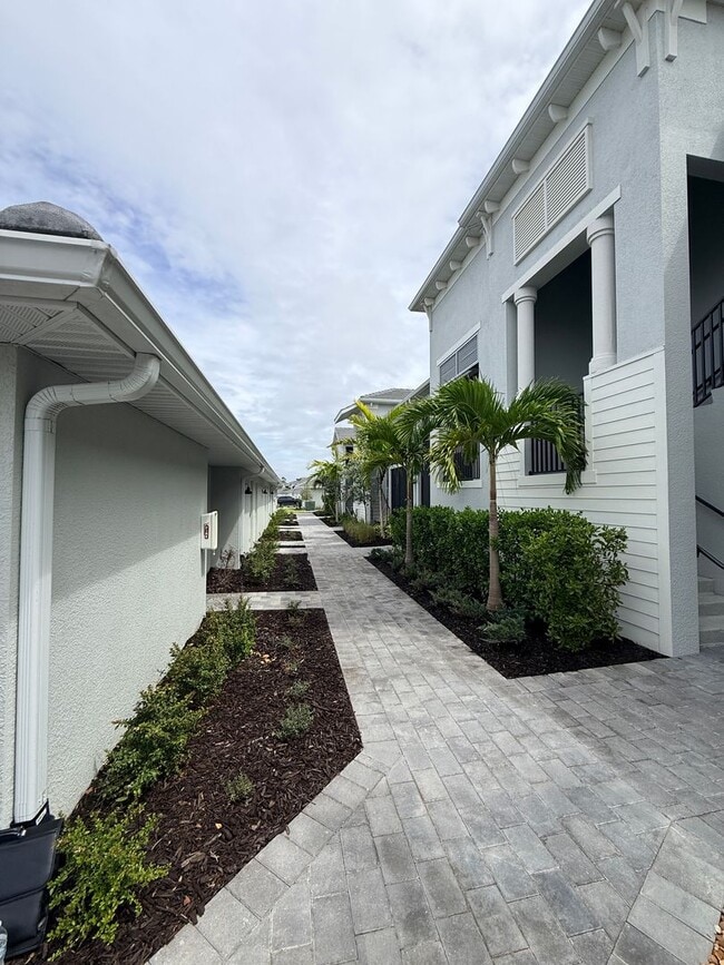 15175 Bluffton Ln in Punta Gorda, FL - Foto de edificio - Building Photo