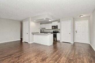 7360 Rose Terrace Ct in Charlotte, NC - Building Photo - Building Photo