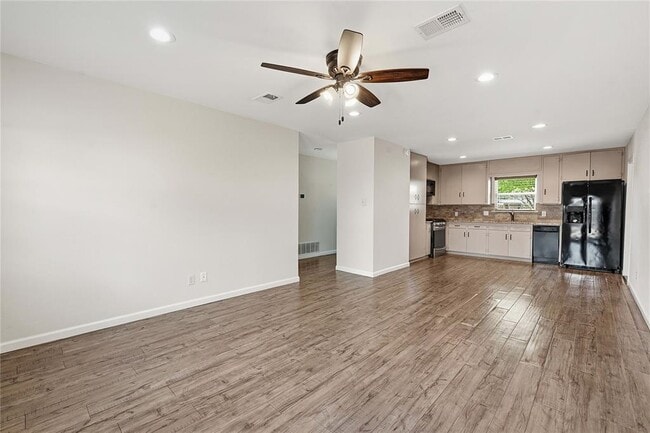 7705 Lazy Ln in Austin, TX - Building Photo - Building Photo