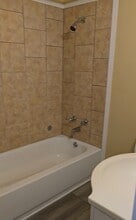 614 Fairview Ave in Greenville, MS - Foto de edificio - Building Photo