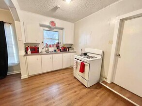 1011 Kane St in Waco, TX - Building Photo - Building Photo