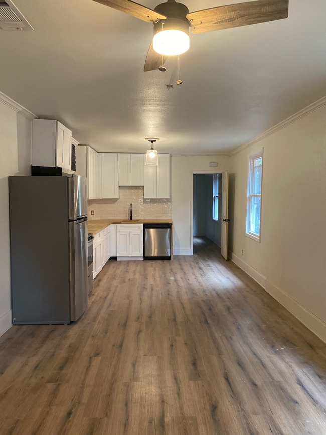 9029 Hickory St in New Orleans, LA - Building Photo - Building Photo