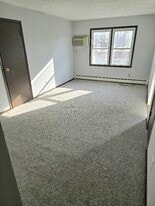 270 Washington Blvd, Unit 4 in Youngstown, OH - Building Photo