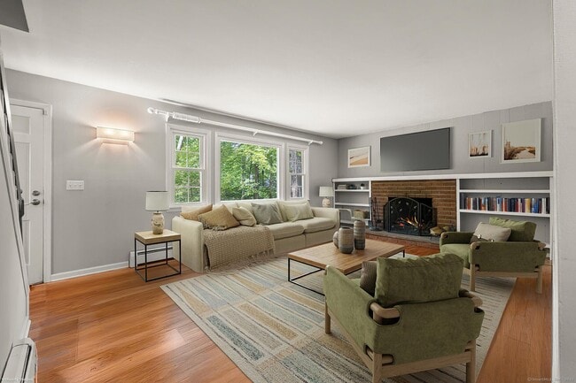 61 Knollwood Dr in Ridgefield, CT - Building Photo - Building Photo
