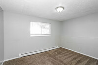 330 Vehr Dr in Colorado Springs, CO - Building Photo - Building Photo