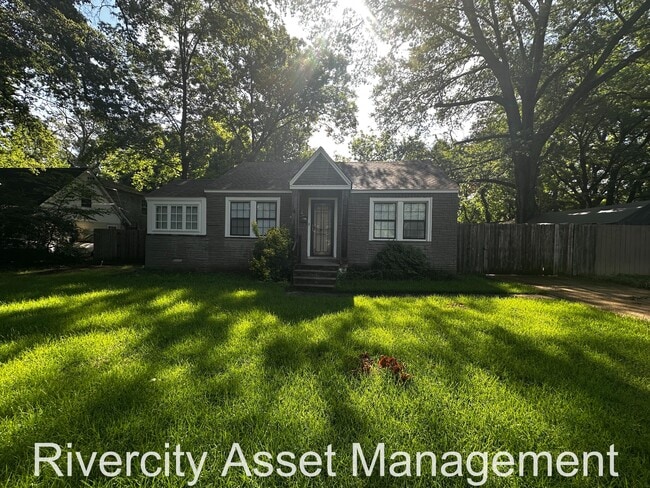 property at 554 Sandridge St