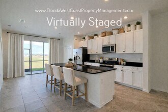 11678 Bluestone Ct in Parrish, FL - Building Photo - Building Photo