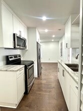 6001 SW 116th Ave in Miami, FL - Building Photo - Building Photo