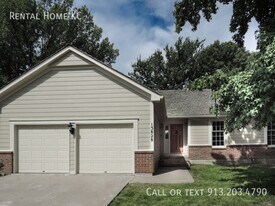 13828 W 110th Terrace in Lenexa, KS - Building Photo