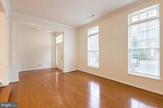 22948 Fanshaw Square in Ashburn, VA - Building Photo - Building Photo