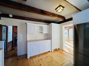 410 Cider Hill Rd in York, ME - Building Photo - Building Photo