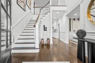 16 Hilltop Dr in Port Chester, NY - Building Photo - Building Photo