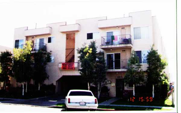 1473 Elm Ave in Long Beach, CA - Building Photo - Building Photo