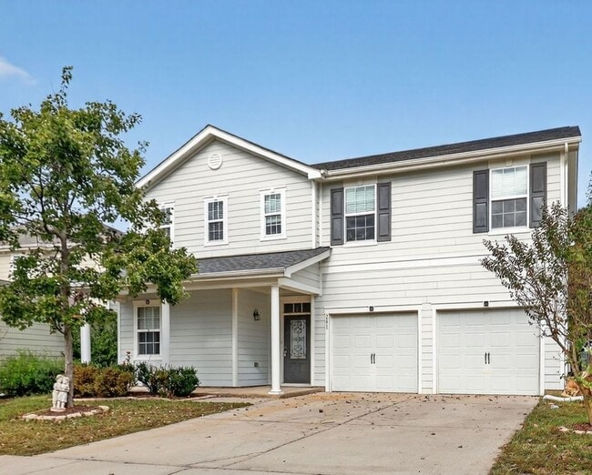 241 Seymour Pl in Cary, NC - Building Photo - Building Photo