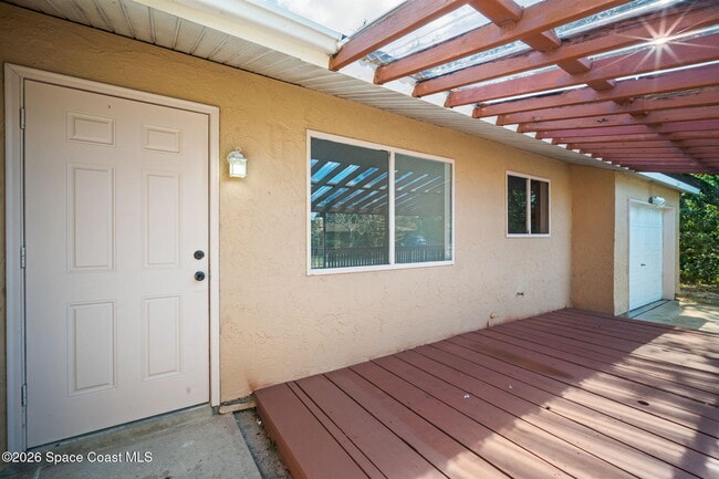983 Tacaro Ave SE in Palm Bay, FL - Building Photo - Building Photo