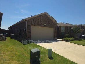 844 Greenford Mnr in Northlake, TX - Building Photo - Building Photo
