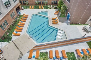 910 Quest Pkwy, Unit 6112 in Cedar Park, TX - Building Photo
