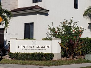 2414 SW 145th Pl in Miami, FL - Building Photo - Building Photo