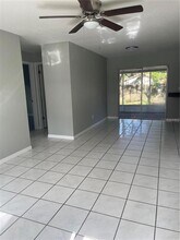913 Turtle Mound Dr in Casselberry, FL - Foto de edificio - Building Photo