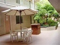 Outside Lounge - Sherman Oaks Regency Apartments in Los Angeles, California