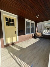 348 N Pennsylvania Ave in Morrisville, PA - Building Photo - Building Photo