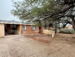 6260 E 2nd St in Tucson, AZ - Building Photo - Building Photo