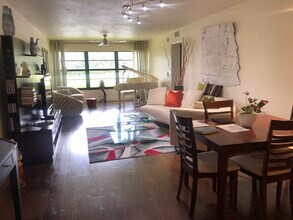 18 Plantation Dr in Vero Beach, FL - Building Photo - Building Photo