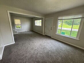 3251 Spruce St in Inkster, MI - Building Photo - Building Photo