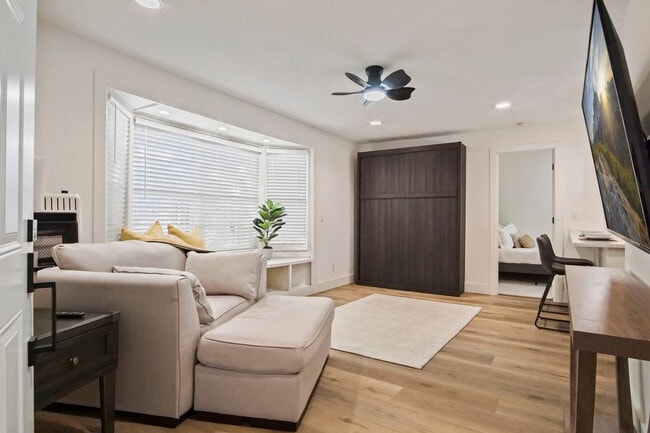 2809 Pembroke Terrace in Oklahoma City, OK - Building Photo - Building Photo