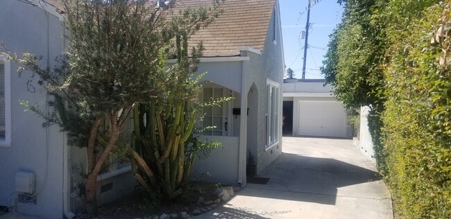 1666 Locust St, Unit 3