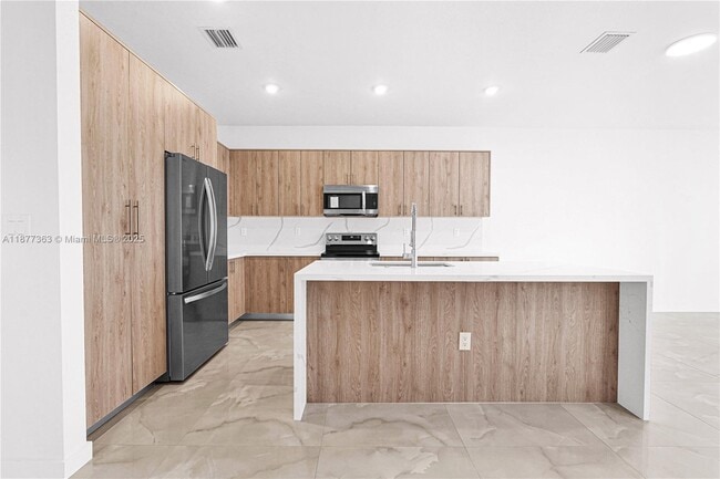 22511 SW 125th Ave in Goulds, FL - Building Photo - Building Photo