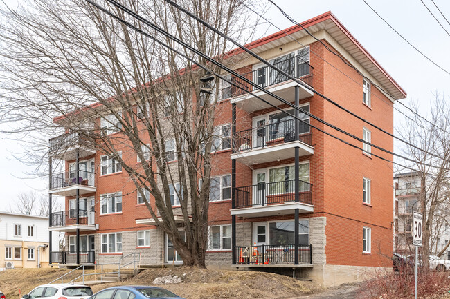 2121 Boivin St in Québec, QC - Building Photo - Building Photo