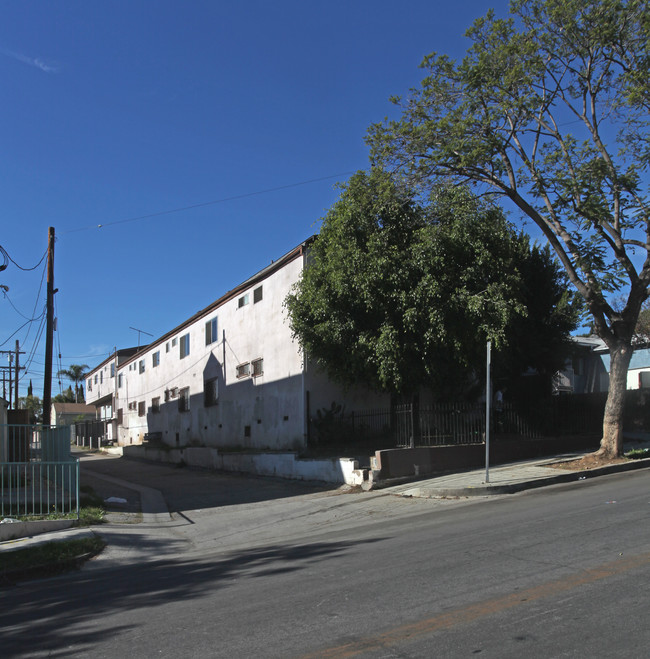 6315 Aldama St in Los Angeles, CA - Building Photo - Building Photo