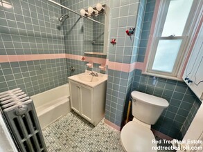 234 Cypress St, Unit 1 in Brookline, MA - Building Photo - Building Photo