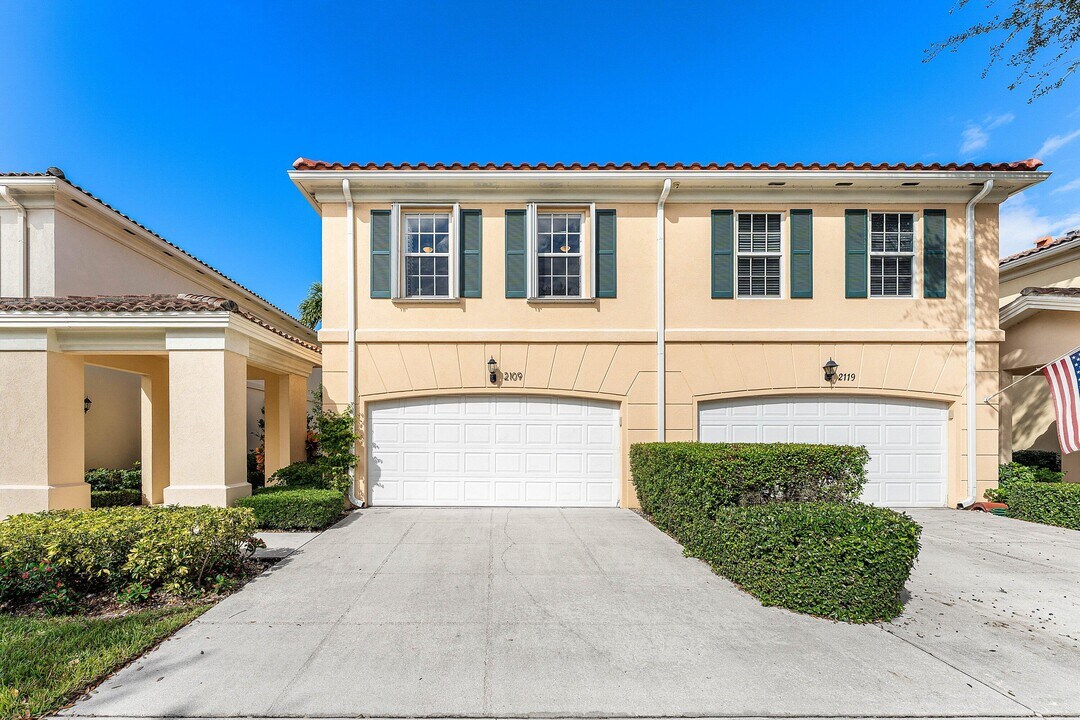2109 Tarpon Lake Way in West Palm Beach, FL - Building Photo