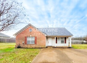 4613 Sun Ridge Dr in Memphis, TN - Building Photo
