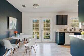 5706 Tura Ln in Austin, TX - Building Photo - Building Photo