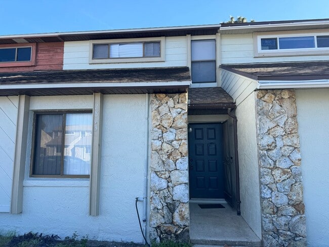 2803 Hunt Club Ln in Orlando, FL - Building Photo - Building Photo