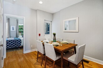 2551 Grays Ferry Ave in Philadelphia, PA - Building Photo - Building Photo