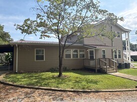 408 3rd Ave NW in Winchester, TN - Building Photo