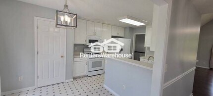 2040 Reserve Pkwy in Mcdonough, GA - Building Photo - Building Photo