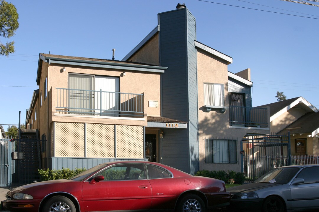 1118 Temple Ave in Long Beach, CA - Building Photo