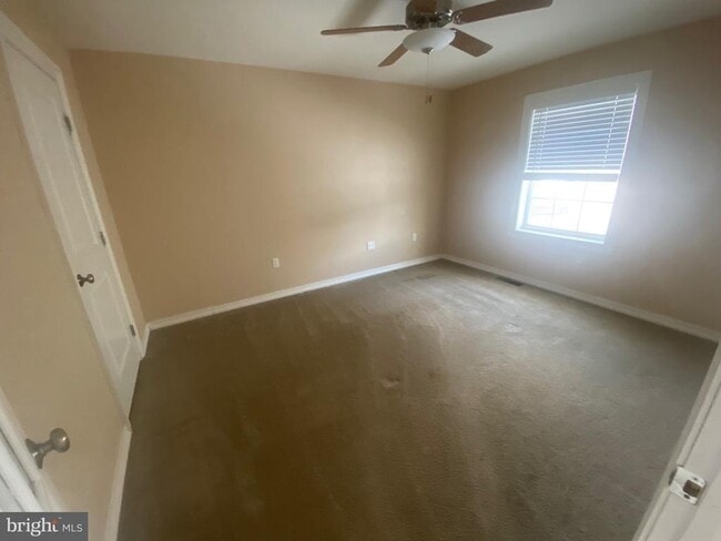 126 Mortimer St in Dunmore, PA - Building Photo - Building Photo