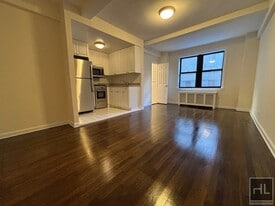 AMSTERDAM AVENUE in New York, NY - Building Photo