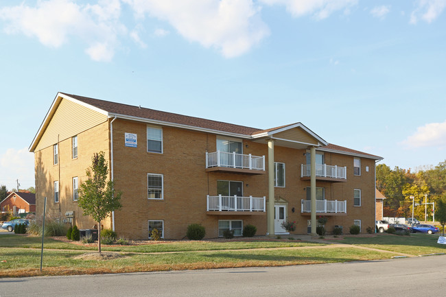 Bouse Apartment Homes in Belleville, IL - Foto de edificio - Building Photo