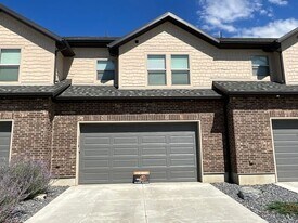 116 Fenway Flds Dr in Ogden, UT - Building Photo